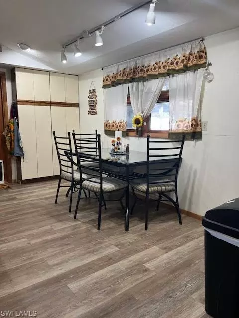 Dining - 4002 Teak Ct, Labelle, FL 33935 photo 4 of 4