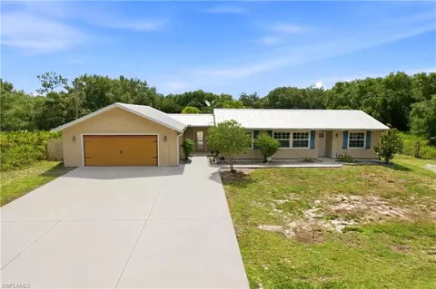 2310 Abbott Ave, Alva, FL 33920