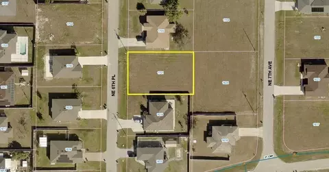 1701 NE 6th Pl, Cape Coral, FL 33909