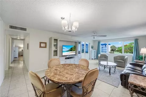 6102 Augusta Dr #307, Fort Myers, FL 33907