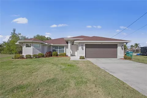 126 SE 15th Pl, Cape Coral, FL 33990