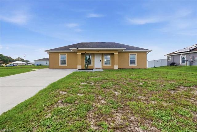 7075 Tide Cir, Labelle, FL 33935