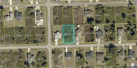 2716 56th St W, Lehigh Acres, FL 33971