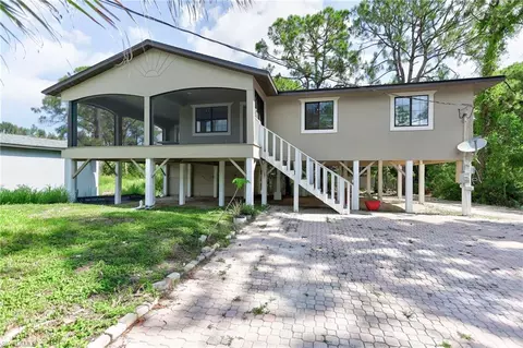 2912 15th St W, Lehigh Acres, FL 33971