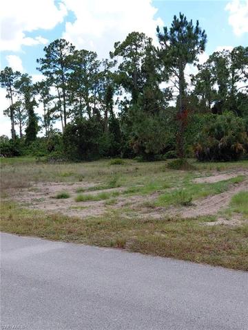 452 Norwood Ave S, Lehigh Acres, FL 33974