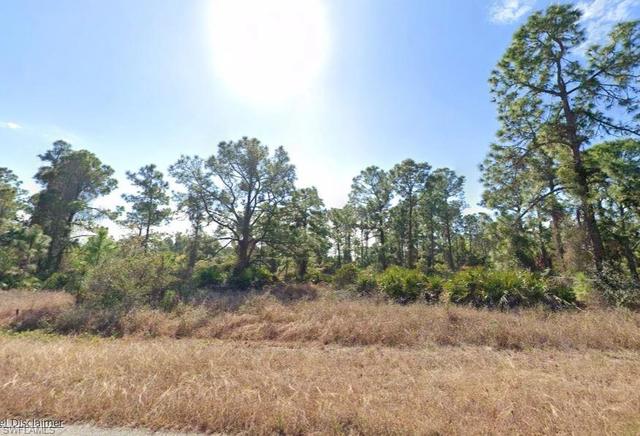 1056 Grove St E, Lehigh Acres, FL 33974