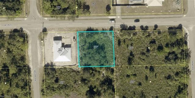 605 W 6th St, Lehigh Acres, FL 33972