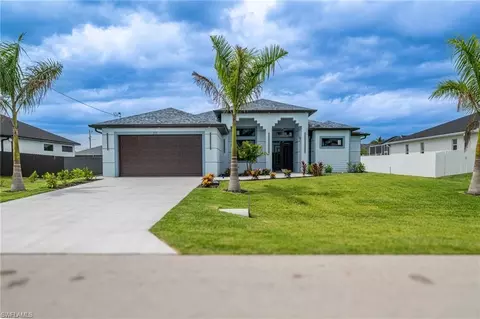 111 NW 6th St, Cape Coral, FL 33993