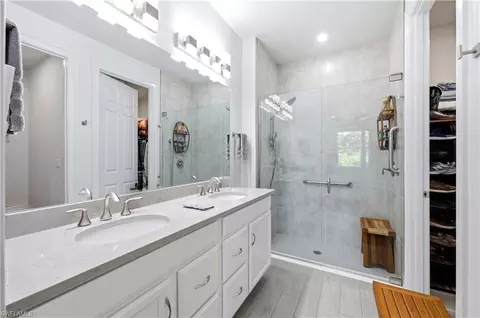 Bath - 998 Enbrook Loop, Naples, FL 34114 photo 1 of 2