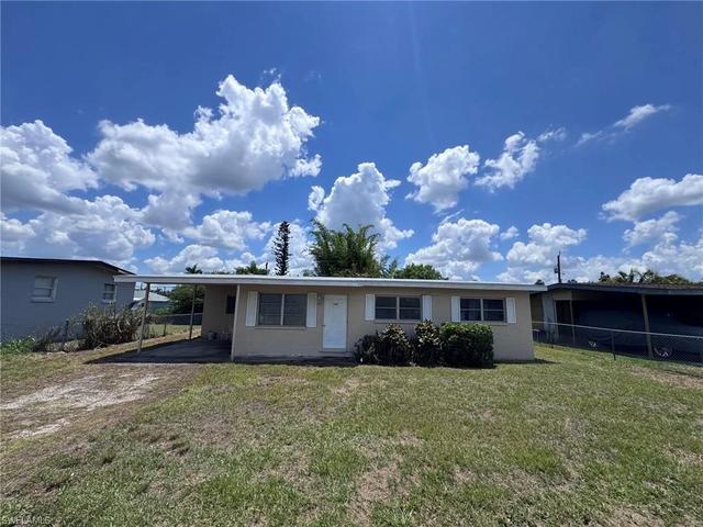 1125 Marsh Ave, Fort Myers, FL 33905