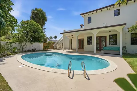 1358 Hopedale Dr, Fort Myers, FL 33919