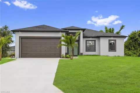 2815 37th St SW, Lehigh Acres, FL 33976