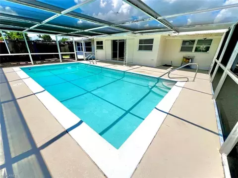 4708 Orange Grove Blvd, North Fort Myers, FL 33903