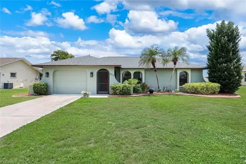622 SW 22nd Ter, Cape Coral, FL 33991