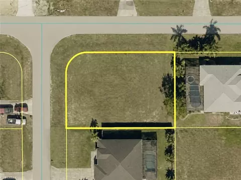 2219 NE 17th Ave, Cape Coral, FL 33909