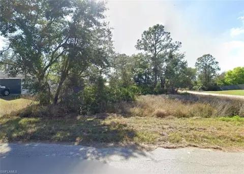 3717 9th St SW, Lehigh Acres, FL 33976