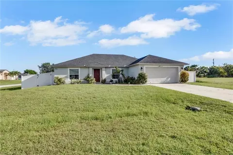 327 SW 31st St, Cape Coral, FL 33914