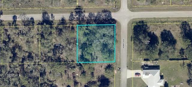 601 W 15th St, Lehigh Acres, FL 33972