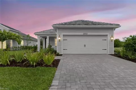 2937 Heritage Pines Dr, Fort Myers, FL 33905