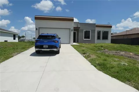 2802 30th St SW, Lehigh Acres, FL 33976