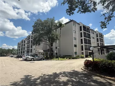 2121 Collier Ave #109, Fort Myers, FL 33901