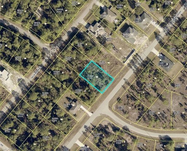 1011 Grant Blvd, Lehigh Acres, FL 33974