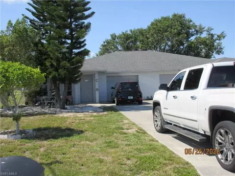 1114- NE 1116 Ne 8th St, Cape Coral, FL 33909