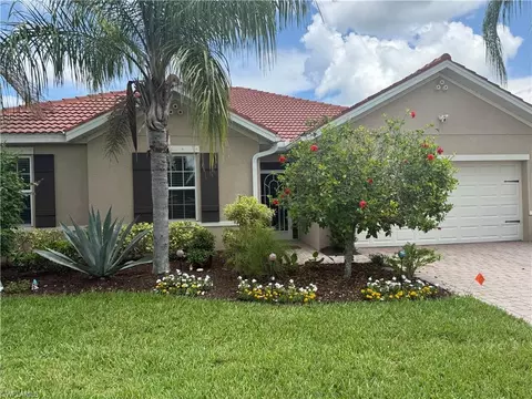 3217 Birch Tree Ln, Alva, FL 33920
