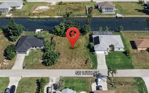 415 SE 16th St, Cape Coral, FL 33990