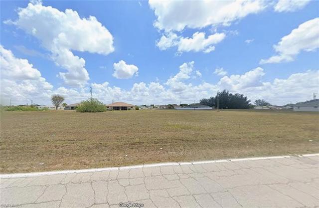 1825 Andalusia Blvd, Cape Coral, FL 33909