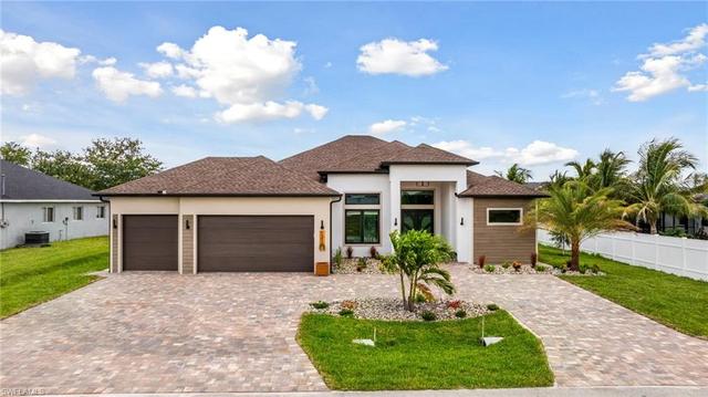 1210 SW Santa Barbara Pl, Cape Coral, FL 33991