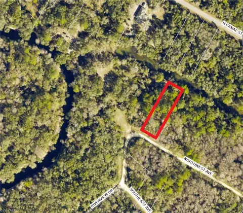 7466 Northwest Ave, Webster, FL 33597 photo 1