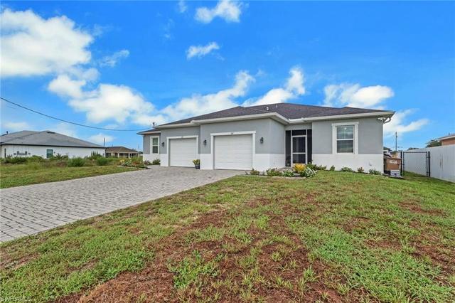 1517 NE 8th Pl, Cape Coral, FL 33909