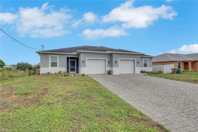 1519 NE 8th Pl, Cape Coral, FL 33909