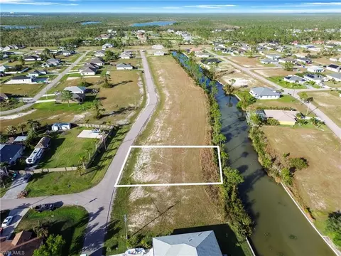 2701 NW 26th Pl, Cape Coral, FL 33993