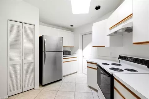 21681 Sungate Ct, Estero, FL 33928 photo 9