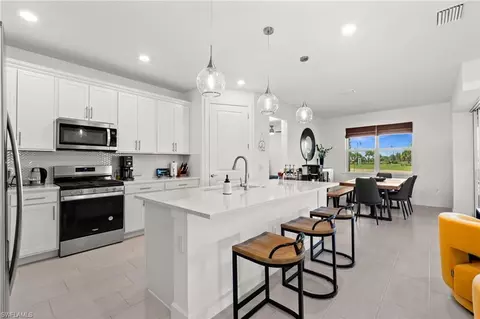 Kitchen - 12461 Basalt Ln, Alva, FL 33920 photo 3 of 8