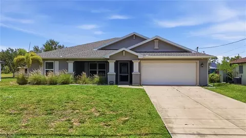 1927 NE 33rd St, Cape Coral, FL 33909