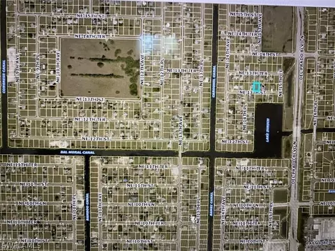 1421 NE 13th St, Cape Coral, FL 33909