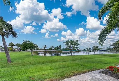 930 High Tide Ln, Fort Myers Beach, FL 33931