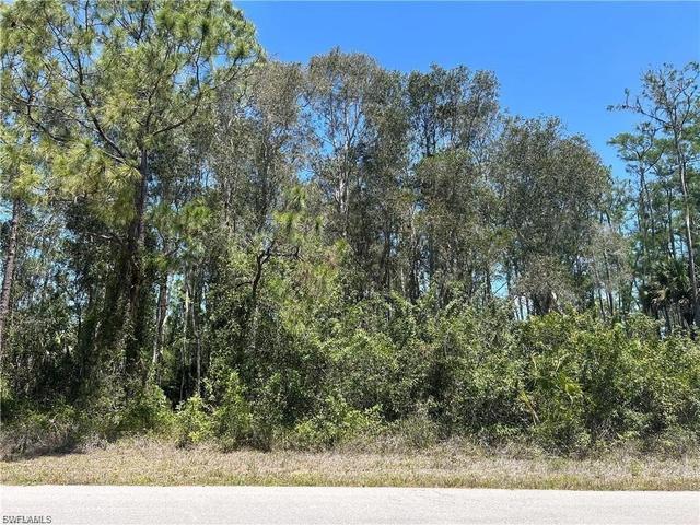 665 Knapp St, Lehigh Acres, FL 33974