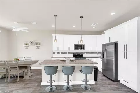 1049 Solar Ct, Labelle, FL 33935 photo 6