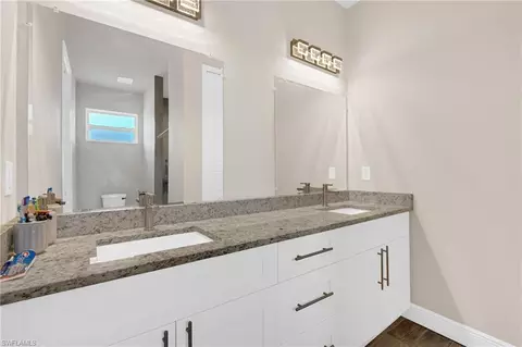 1049 Solar Ct, Labelle, FL 33935 photo 16