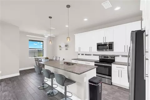 1049 Solar Ct, Labelle, FL 33935 photo 8