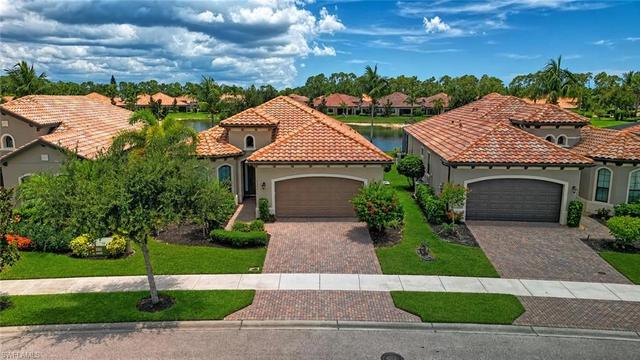 9292 Isla Bella Cir, Bonita Springs, FL 34135