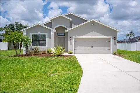 820 SW 9th Ave, Cape Coral, FL 33991