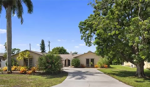 2456 Chandler Ave, Fort Myers, FL 33907