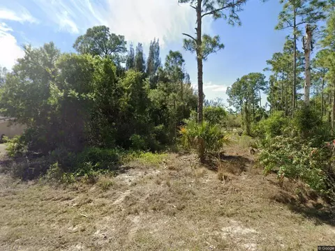 1115 5th Ave, Lehigh Acres, FL 33972