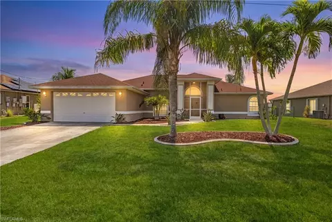 17 SE 15th Ave, Cape Coral, FL 33990