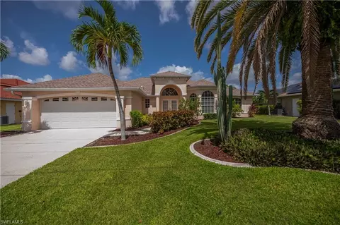 2606 SE 21st Ave, Cape Coral, FL 33904